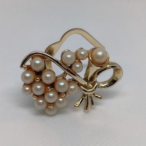 Faux Pearl Scarf Pin